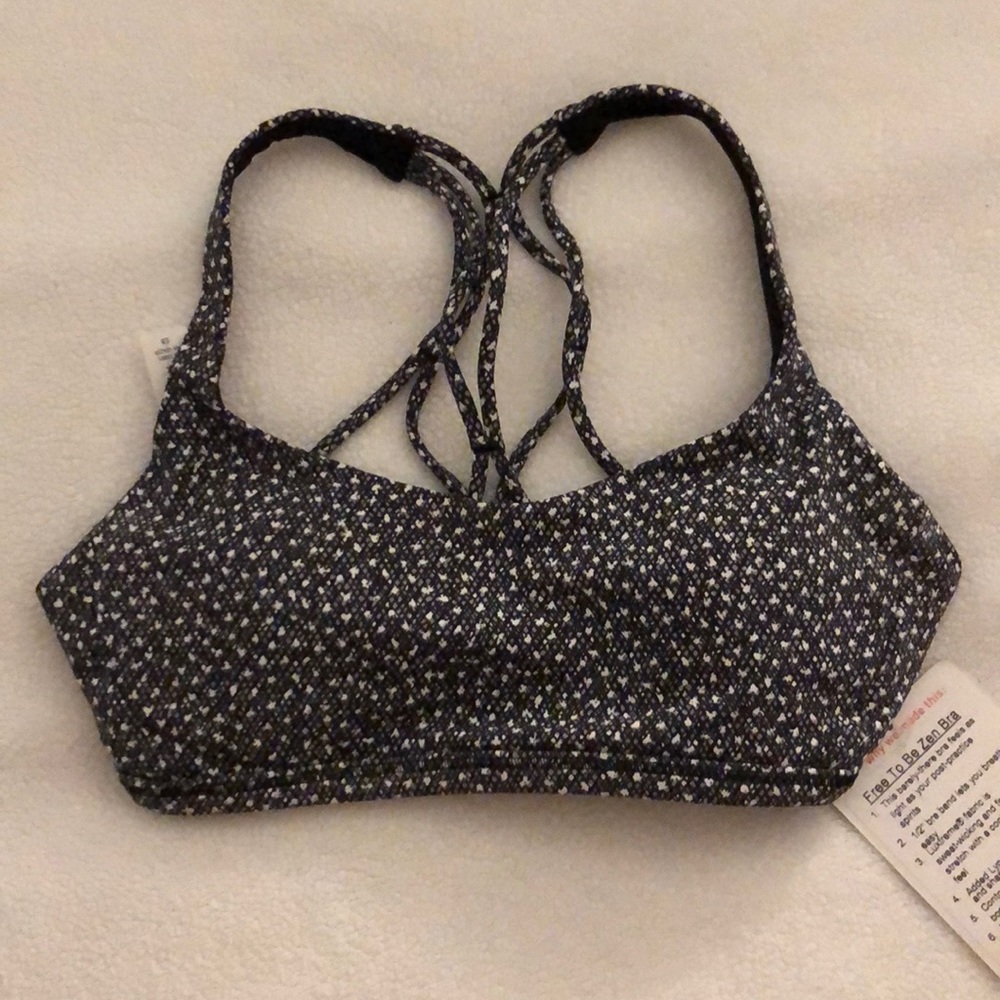 Lululemon sports bra NEW with tags
